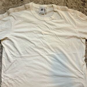 Adidas T-shirt